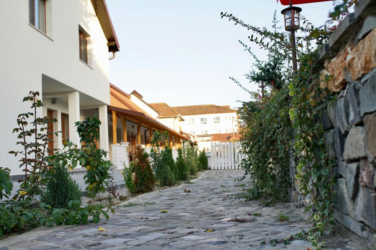 Pensiunea Rustic Hunedoara Exteriör bild